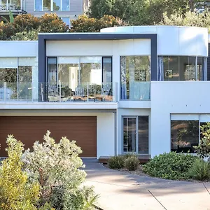 Holiday home The White House, Merimbula